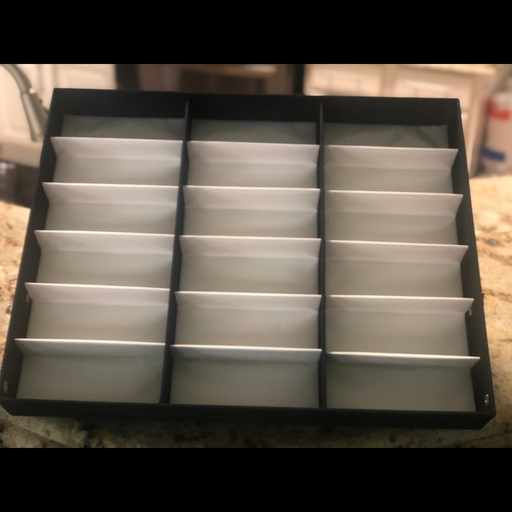 Sunglasses Organizer